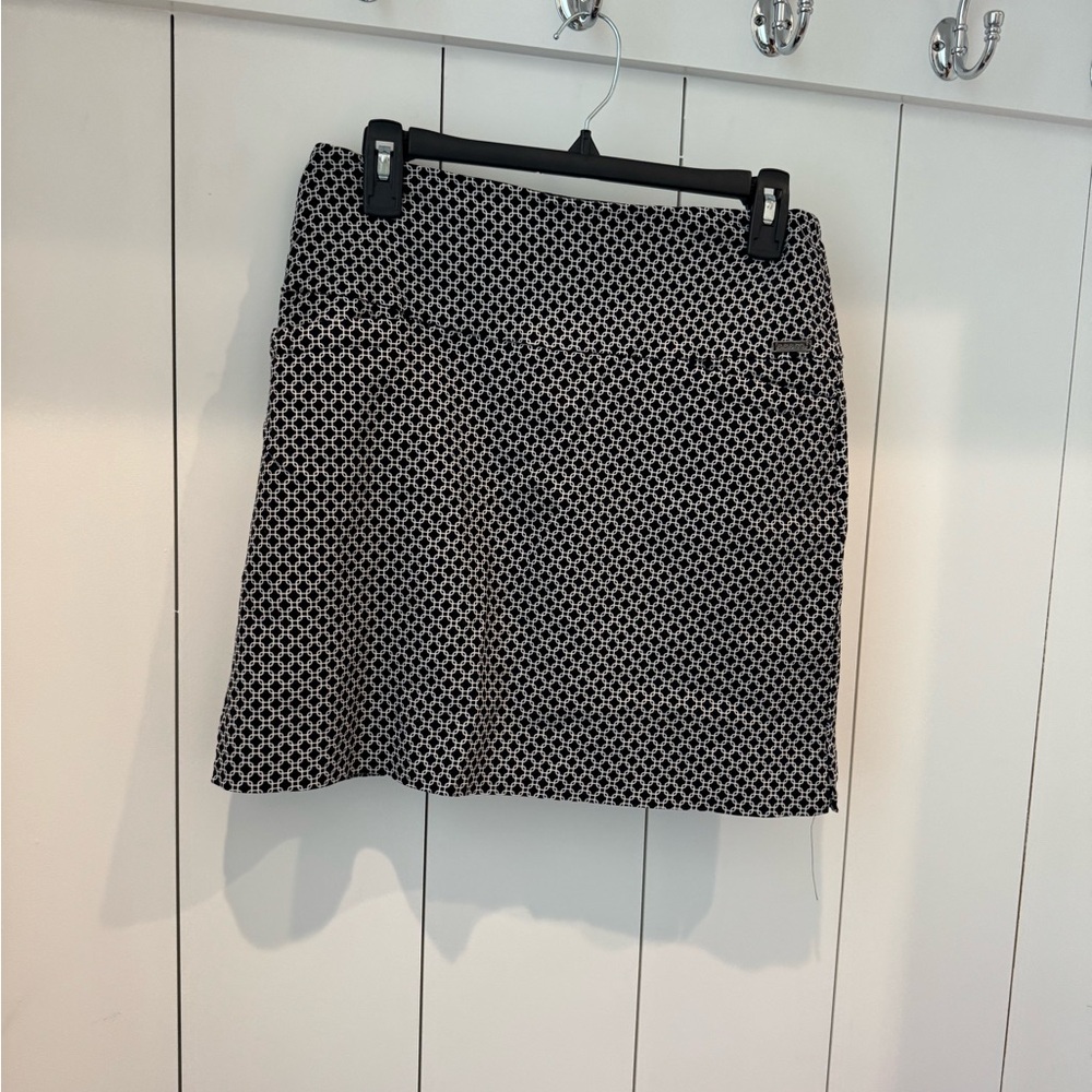Black and White A-line Mini Skorts for Work